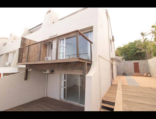 3 BEDROOM TOWNHOUSE FOR SALE IN UMHLANGA ROCKS